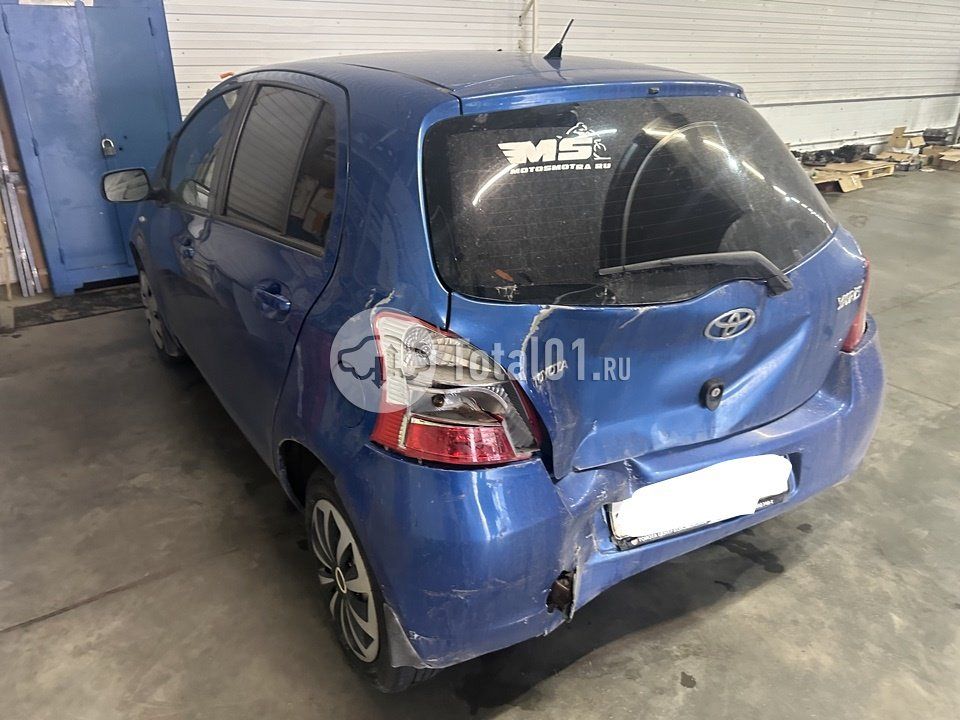 Фото Toyota Yaris 6