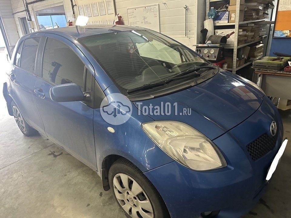 Фото Toyota Yaris 8