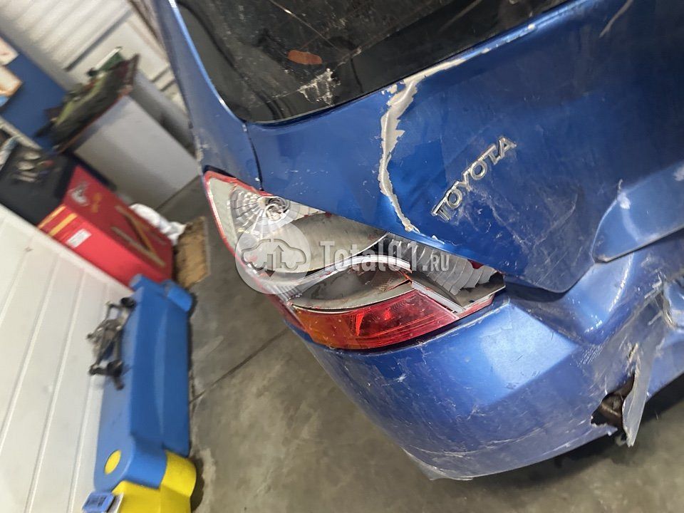Фото Toyota Yaris 14