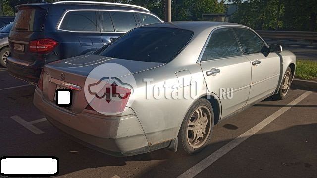 Фото Nissan Cedric 2