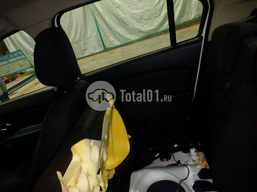 Фото Renault Logan 26