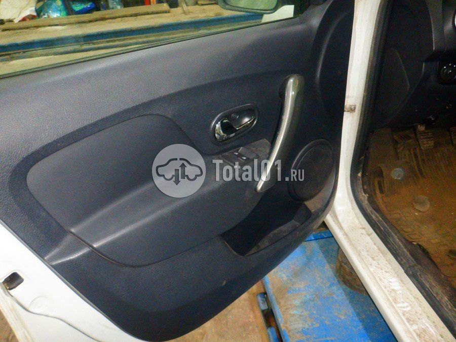 Фото Renault Logan 42
