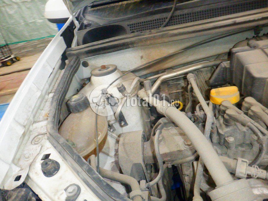 Фото Renault Logan 222