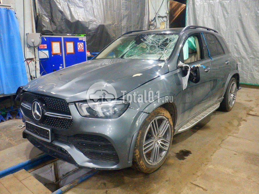 Фото Mercedes-Benz GLE-класс 2