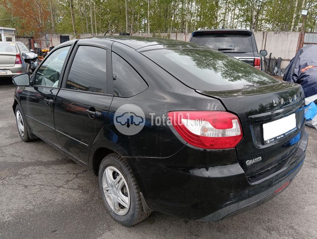 Фото ВАЗ (LADA) Granta 114