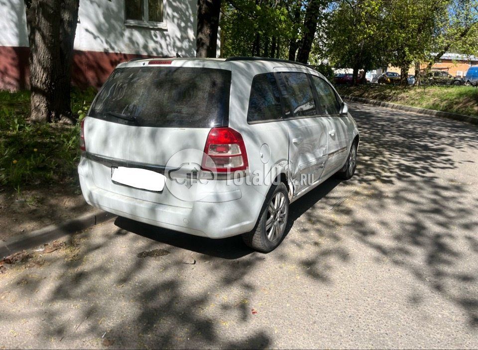 Фото Opel Zafira 6