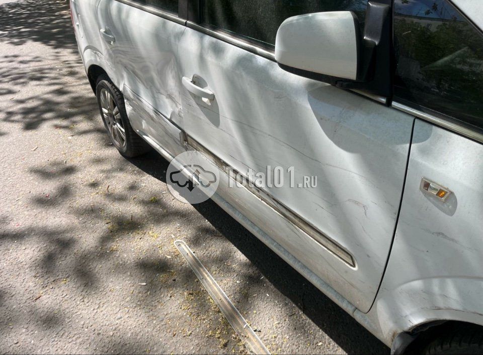 Фото Opel Zafira 20