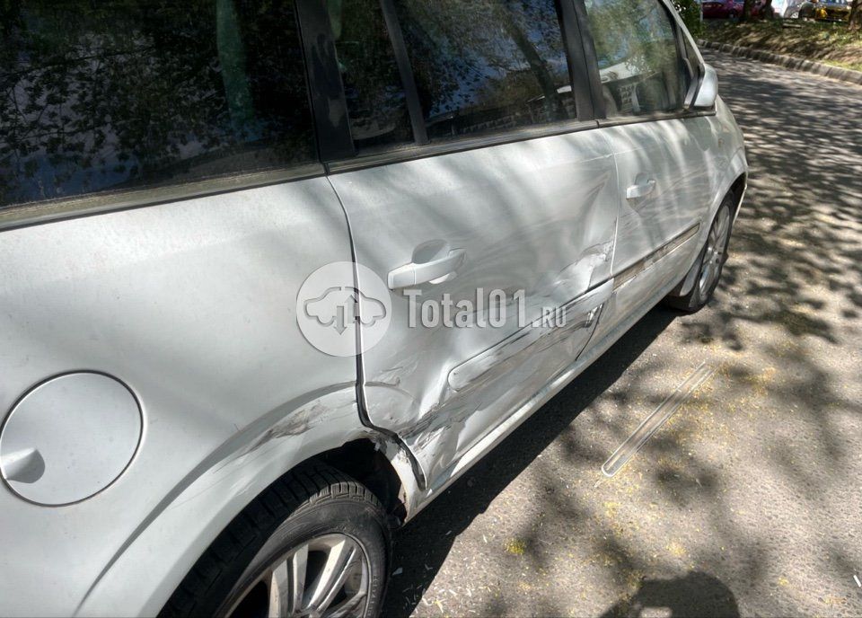 Фото Opel Zafira 26
