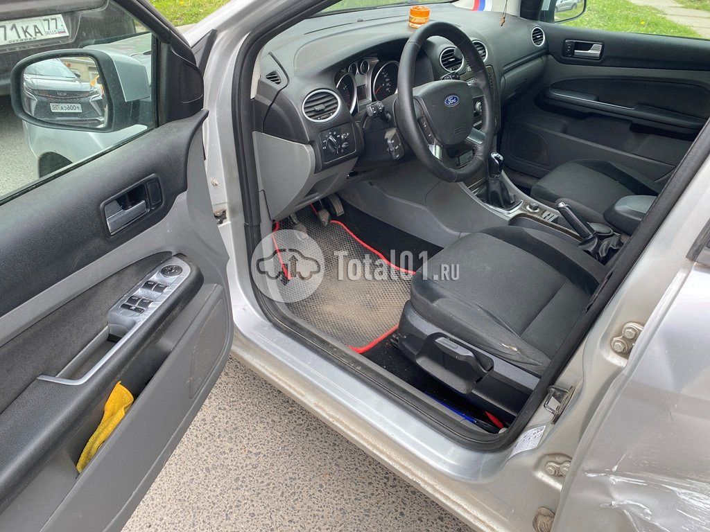 Фото Ford Focus 10