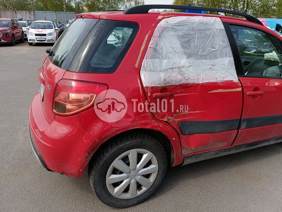 Фото Suzuki SX4 30