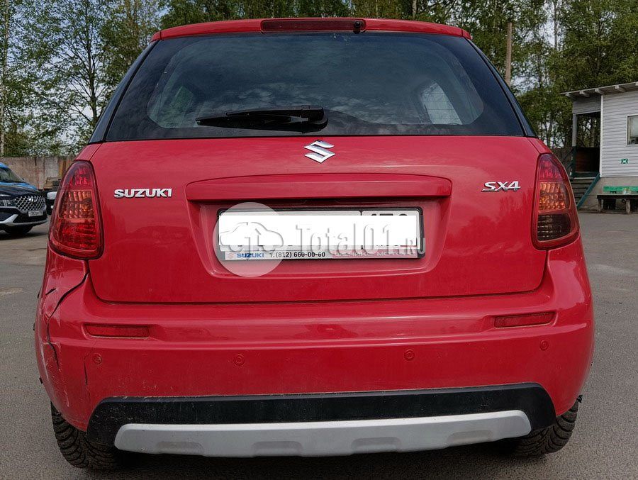 Фото Suzuki SX4 36