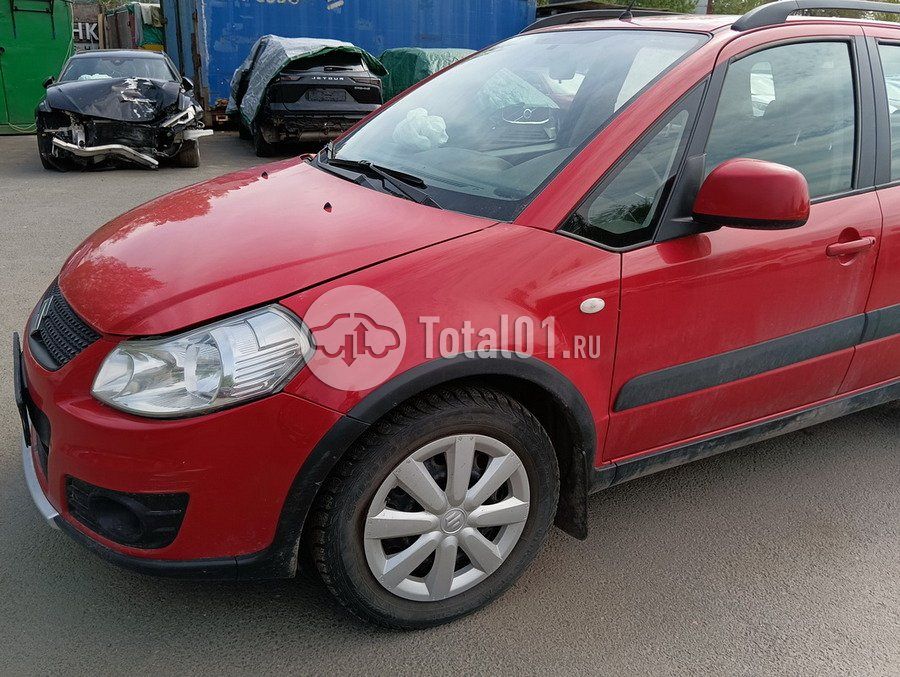 Фото Suzuki SX4 52