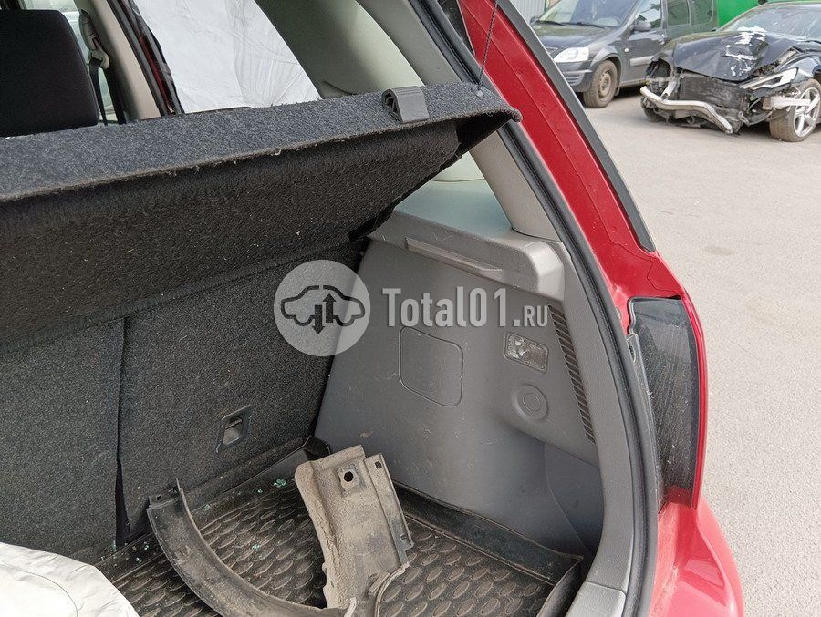 Фото Suzuki SX4 104