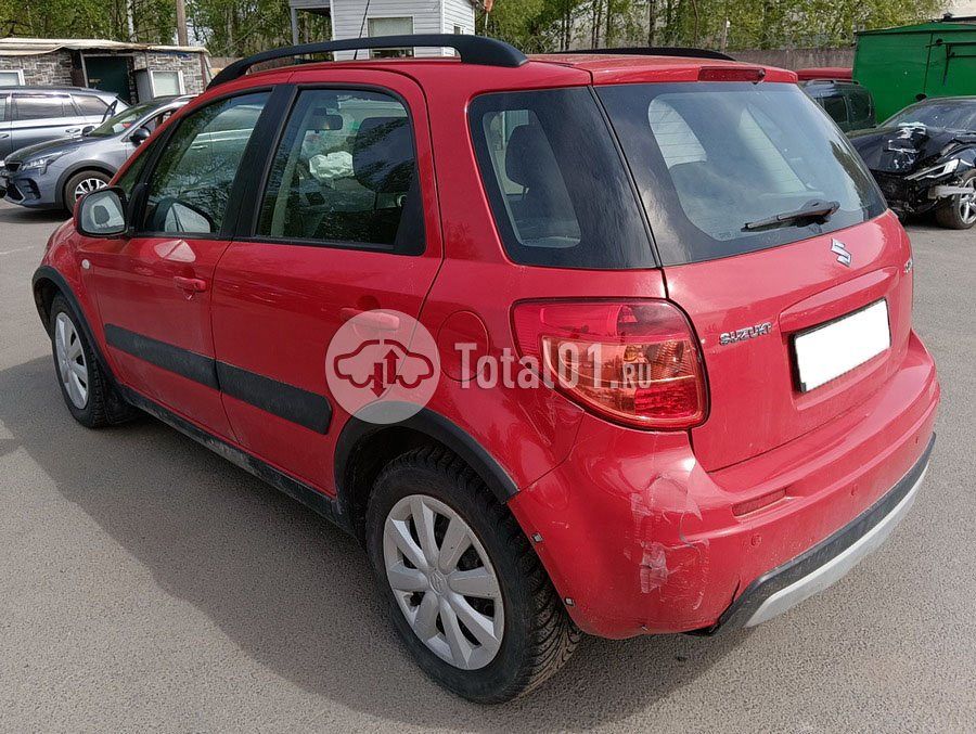 Фото Suzuki SX4 112