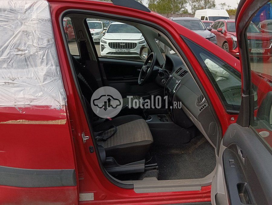Фото Suzuki SX4 120