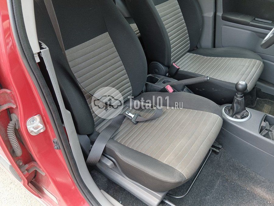 Фото Suzuki SX4 128