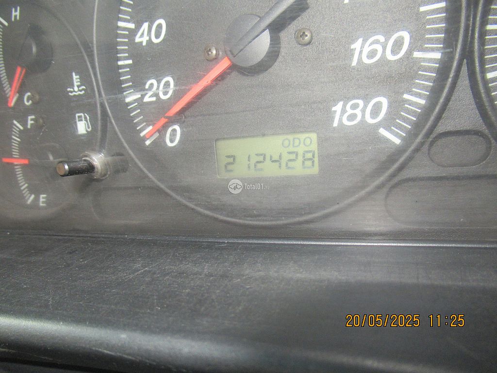 Фото Mazda Premacy 14