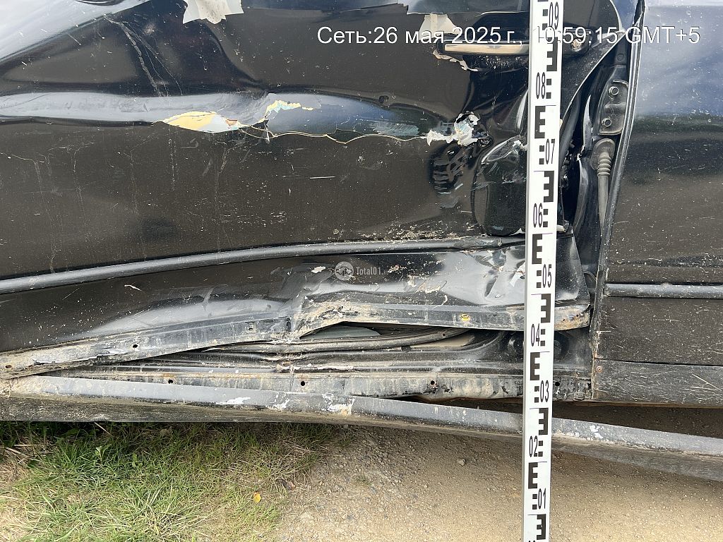 Фото Mitsubishi Diamante 14