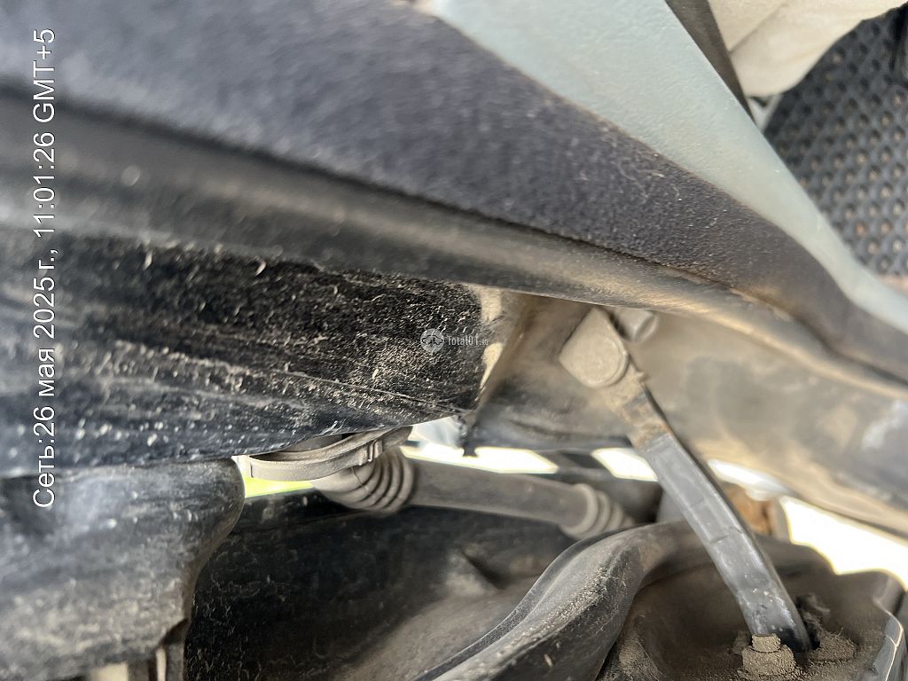 Фото Mitsubishi Diamante 110