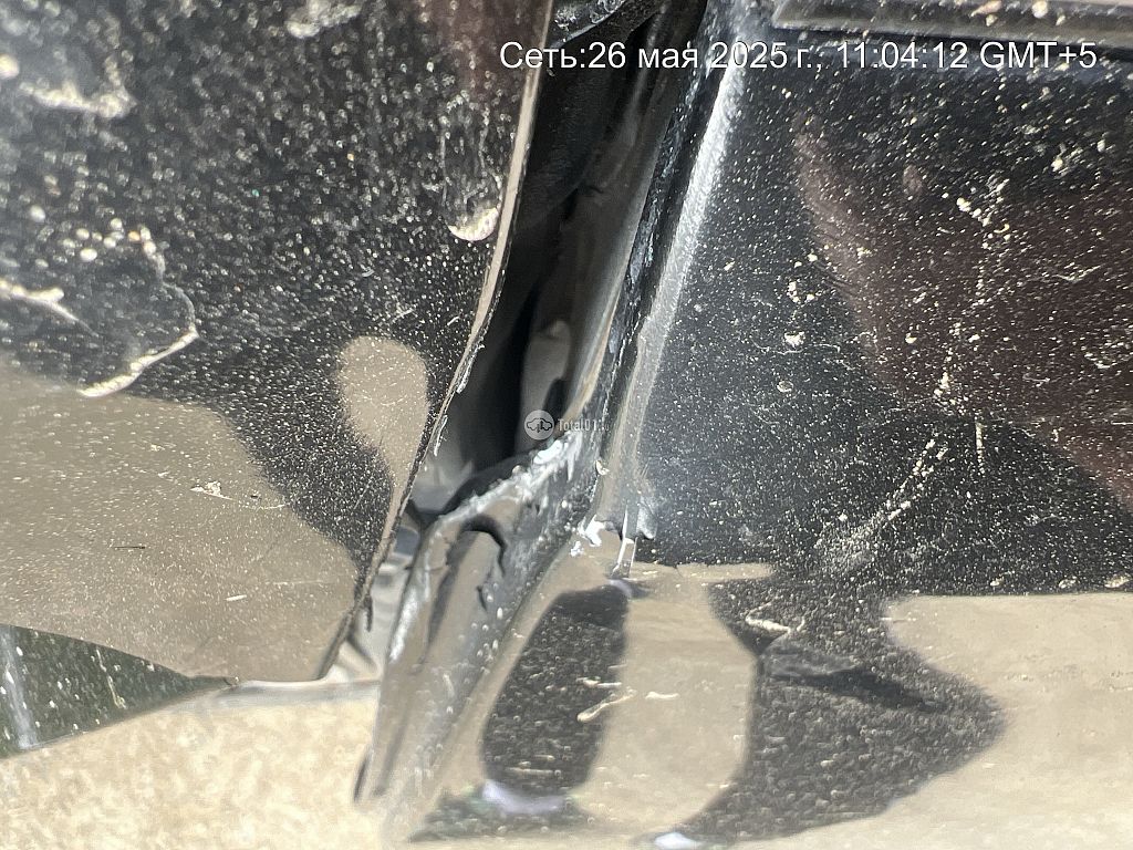 Фото Mitsubishi Diamante 142