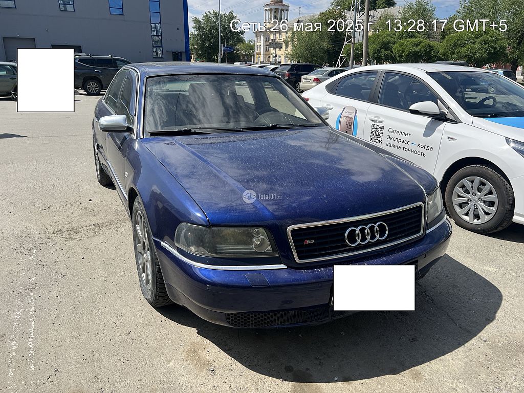 Фото Audi A8 2