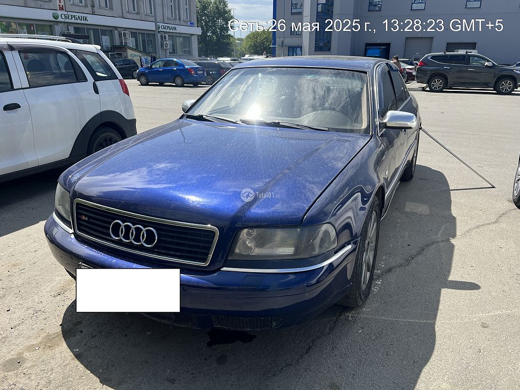 Фото Audi A8 4