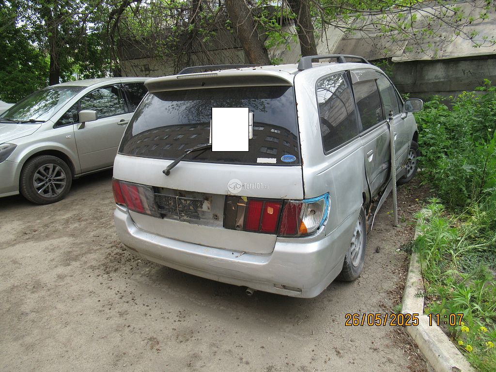 Фото Nissan Bassara 2