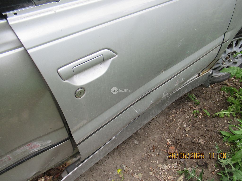 Фото Nissan Bassara 12