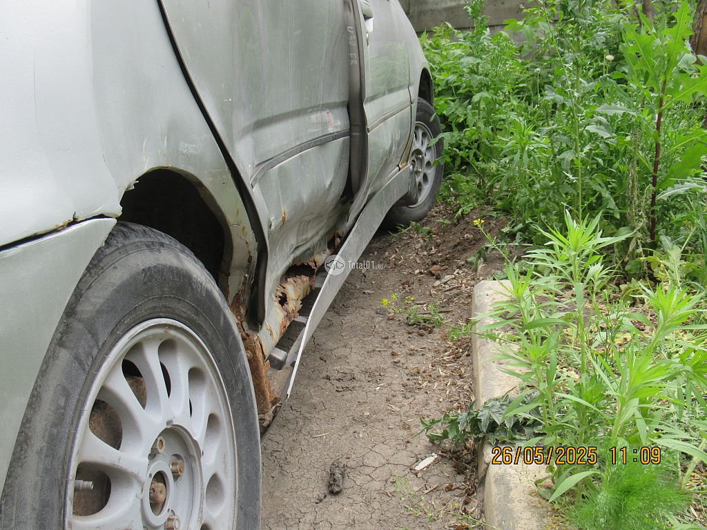 Фото Nissan Bassara 60
