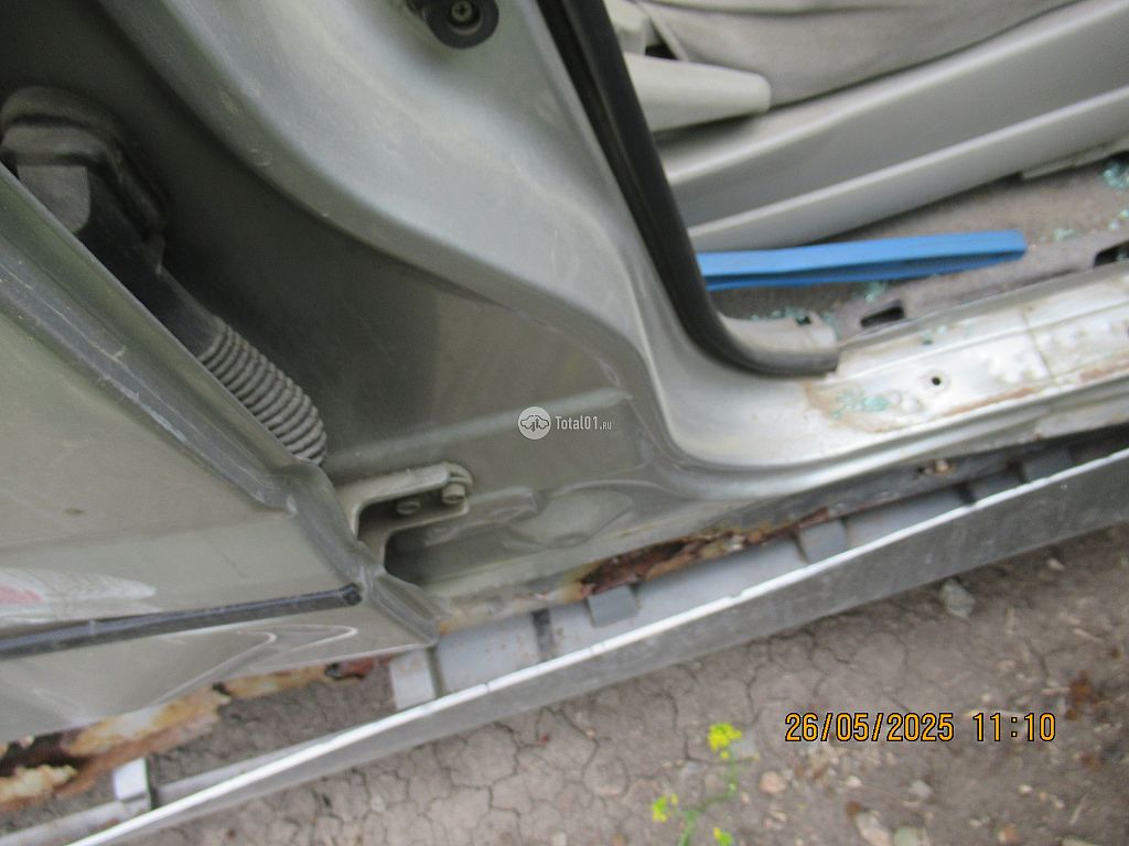 Фото Nissan Bassara 82