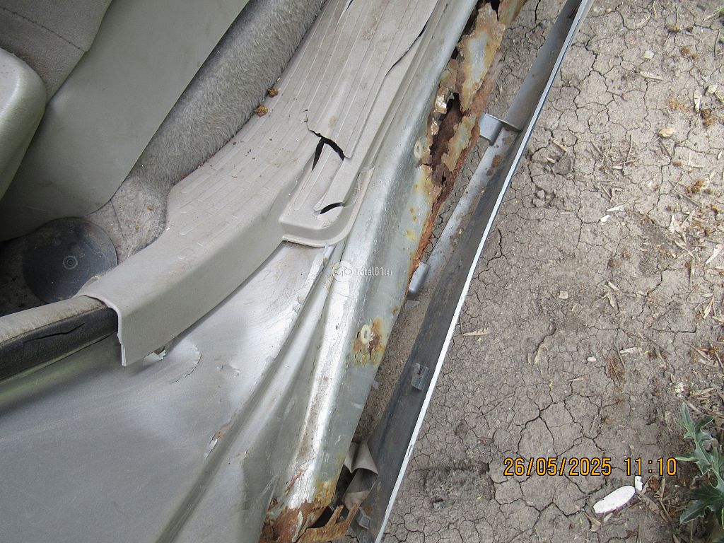 Фото Nissan Bassara 96