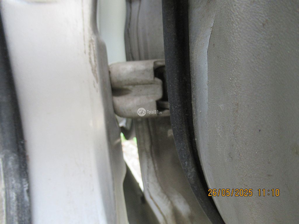 Фото Nissan Bassara 104