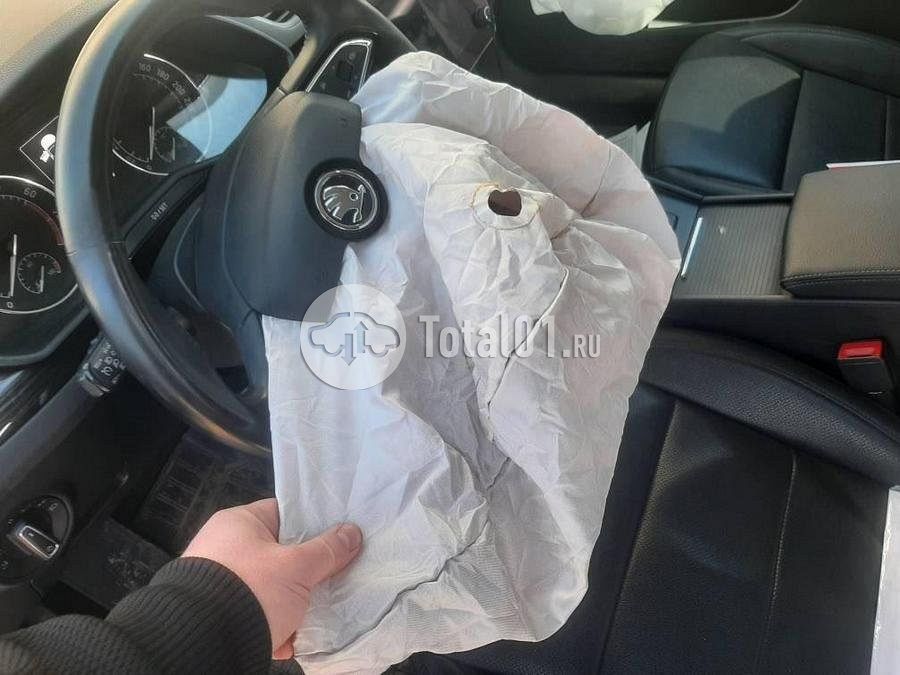 Фото Skoda Superb 156