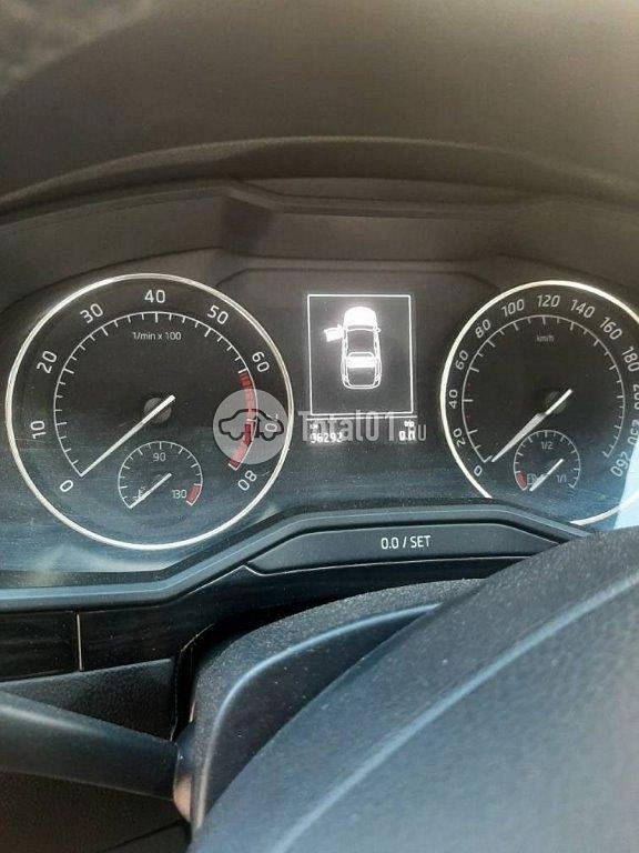 Фото Skoda Superb 160