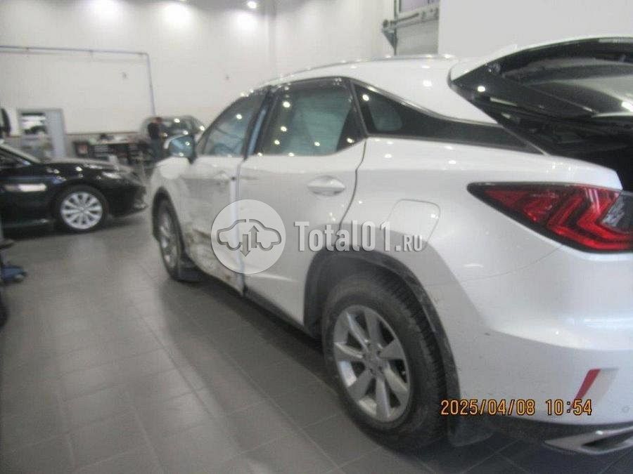 Фото Lexus RX 48