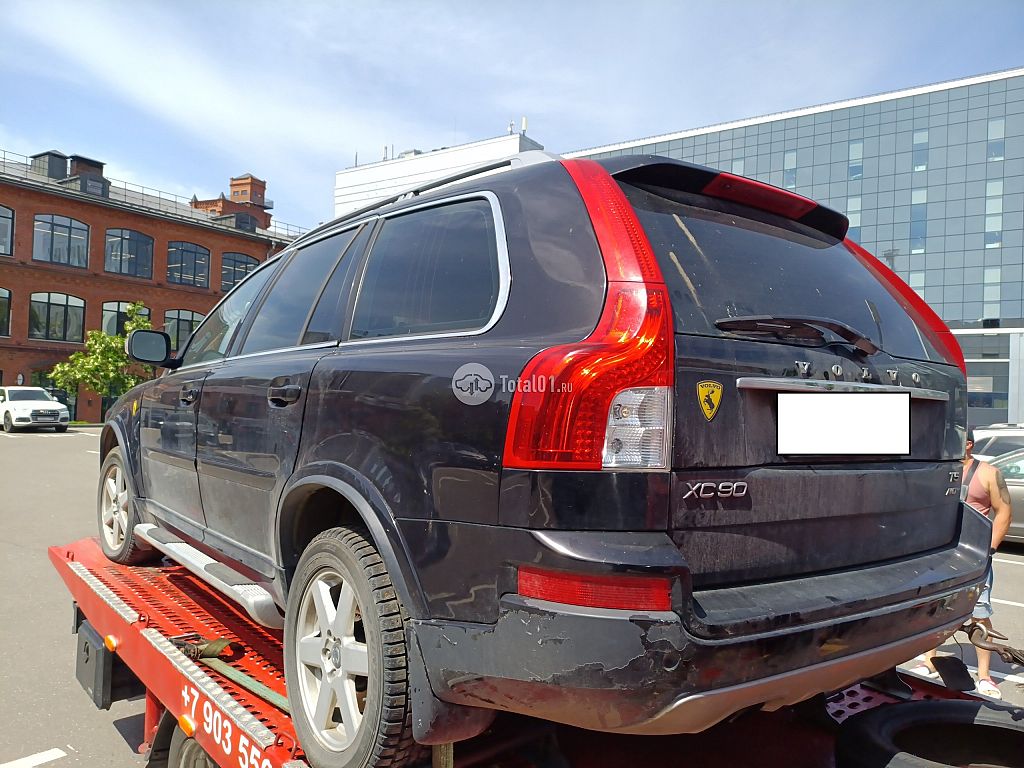 Фото Volvo XC90 16