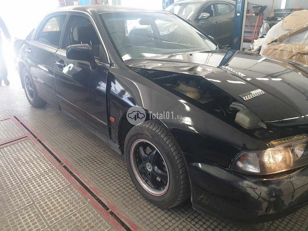 Фото Mitsubishi Diamante 4