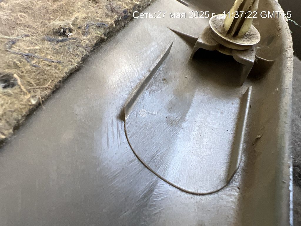 Фото Mitsubishi Dion 114