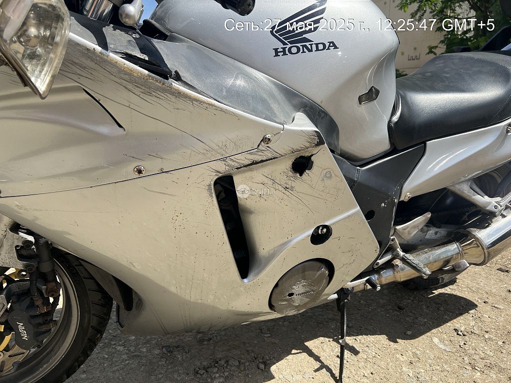 Фото Honda CBR1100XX 54
