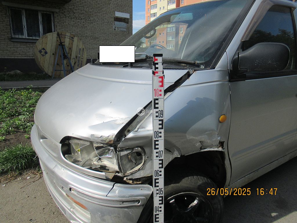 Фото Nissan Serena 6