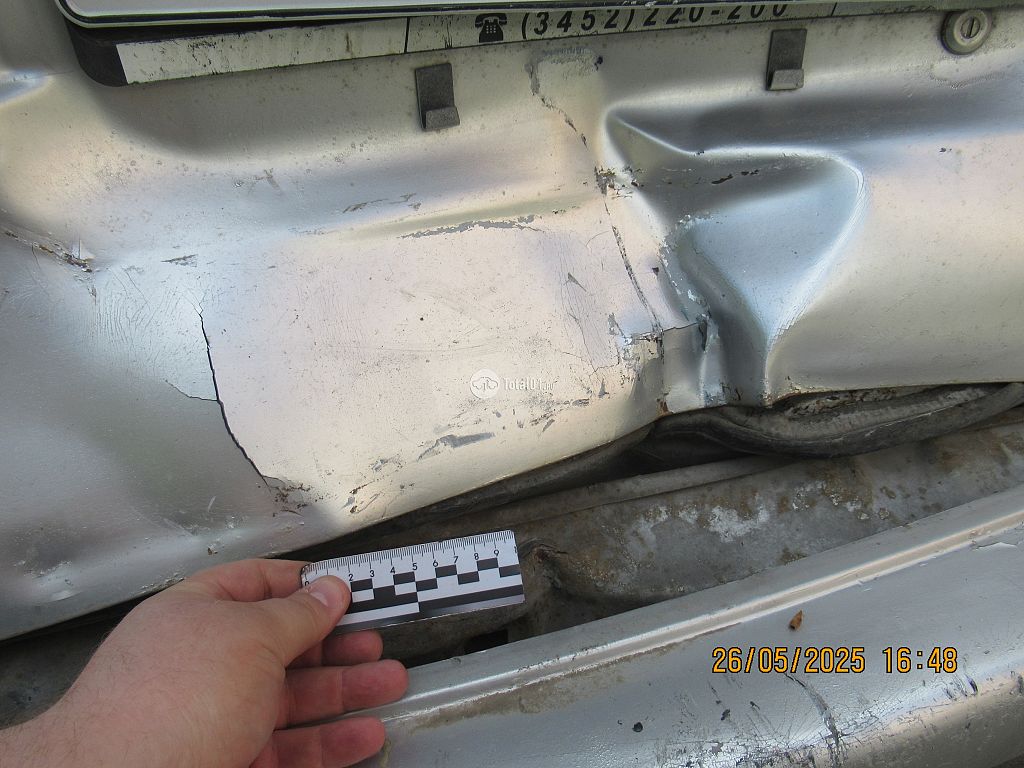 Фото Nissan Serena 28