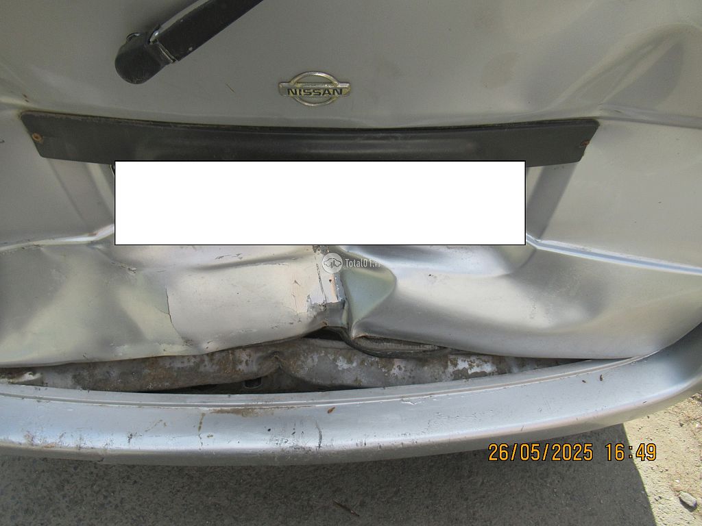 Фото Nissan Serena 60