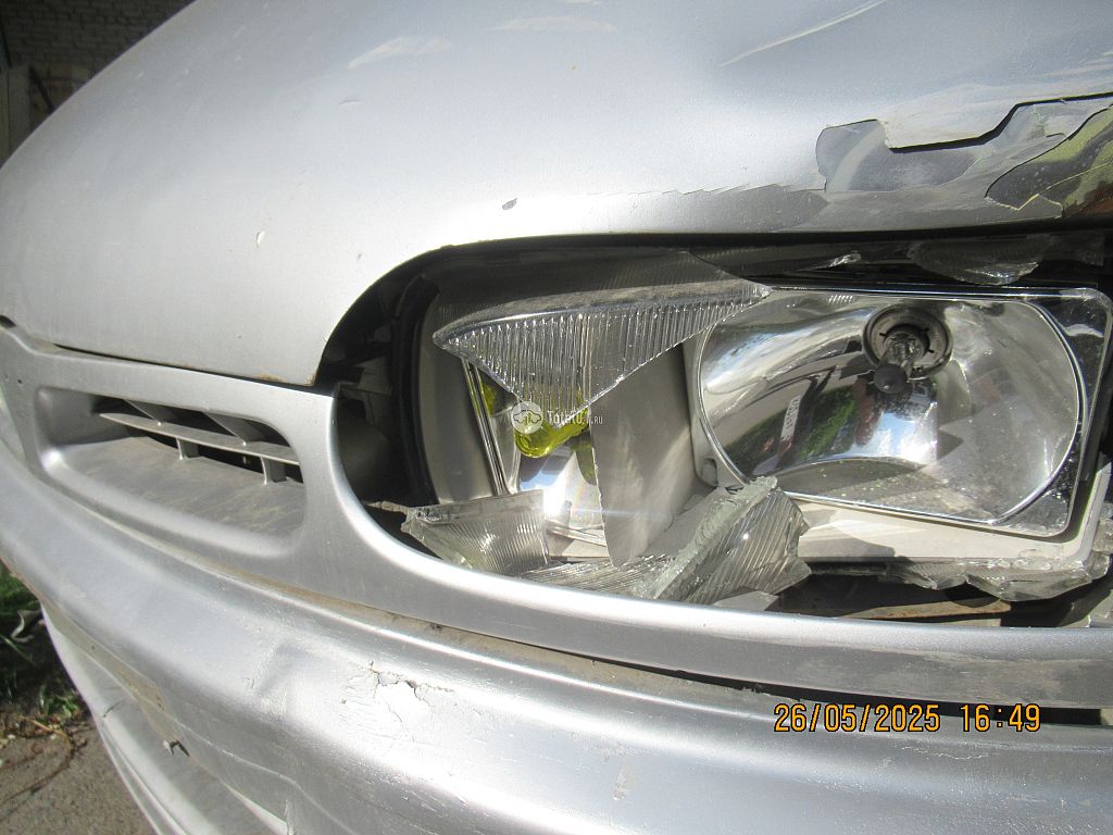 Фото Nissan Serena 76