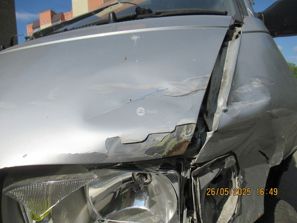 Фото Nissan Serena 78