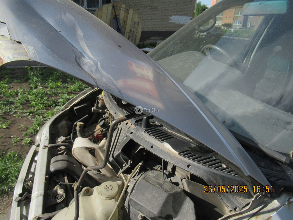 Фото Nissan Serena 100