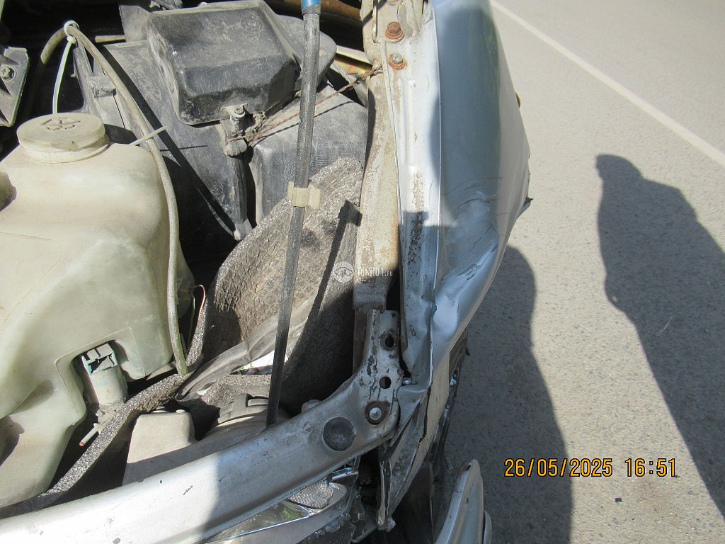 Фото Nissan Serena 108