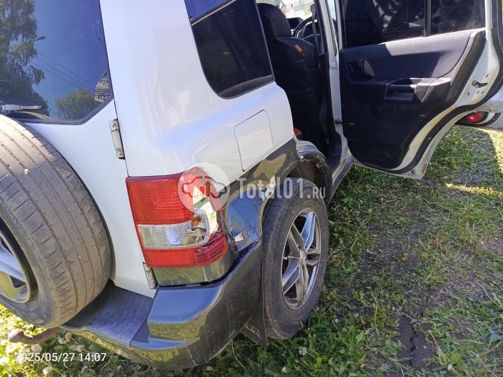 Фото Mitsubishi Montero 30