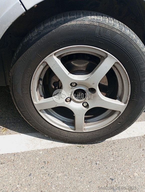 Фото Nissan Wingroad 24
