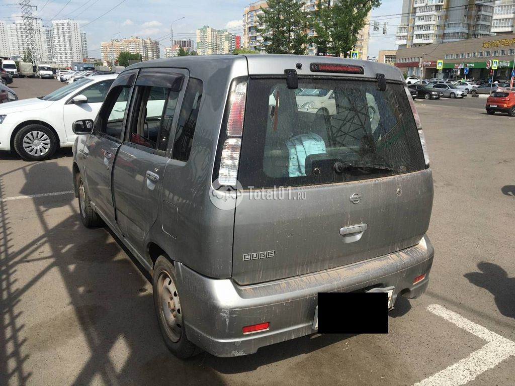 Фото Nissan Cube 8