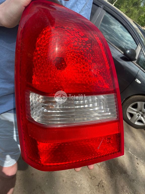 Фото Nissan Primera 16
